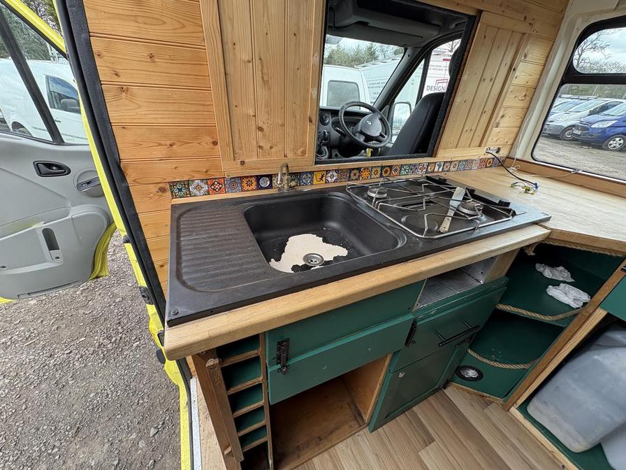 2007 Renault Master – Model: Master 100.35 LWB – PN07JJO