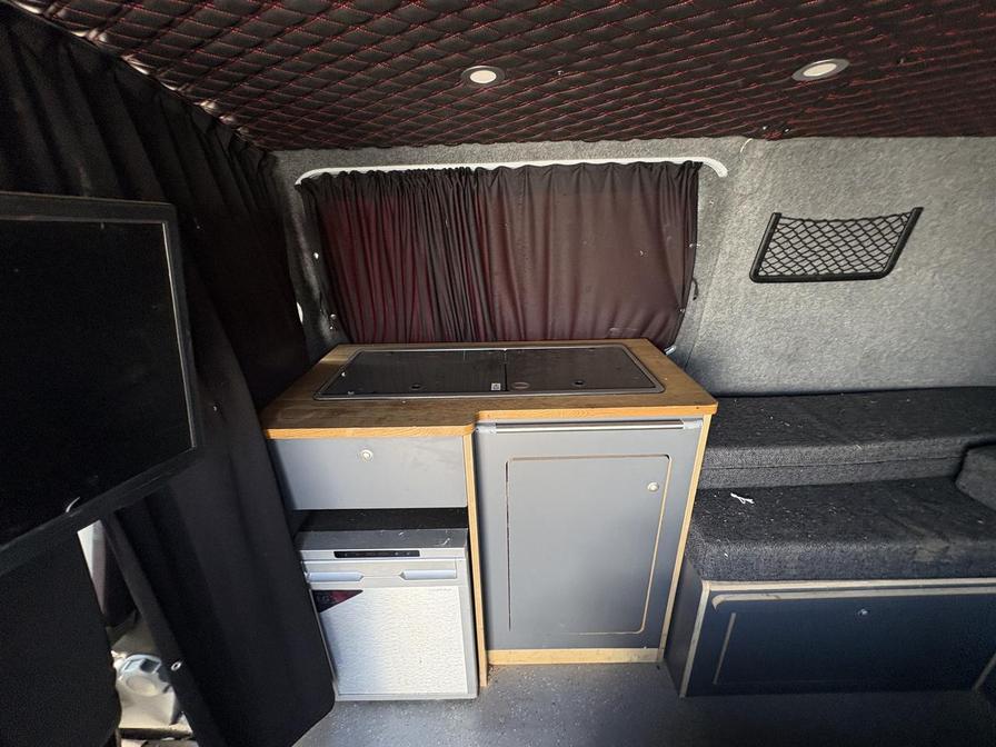 2005 Volkswagen Transporter – Model: Transporter T28 130 TDI – YX05NZE