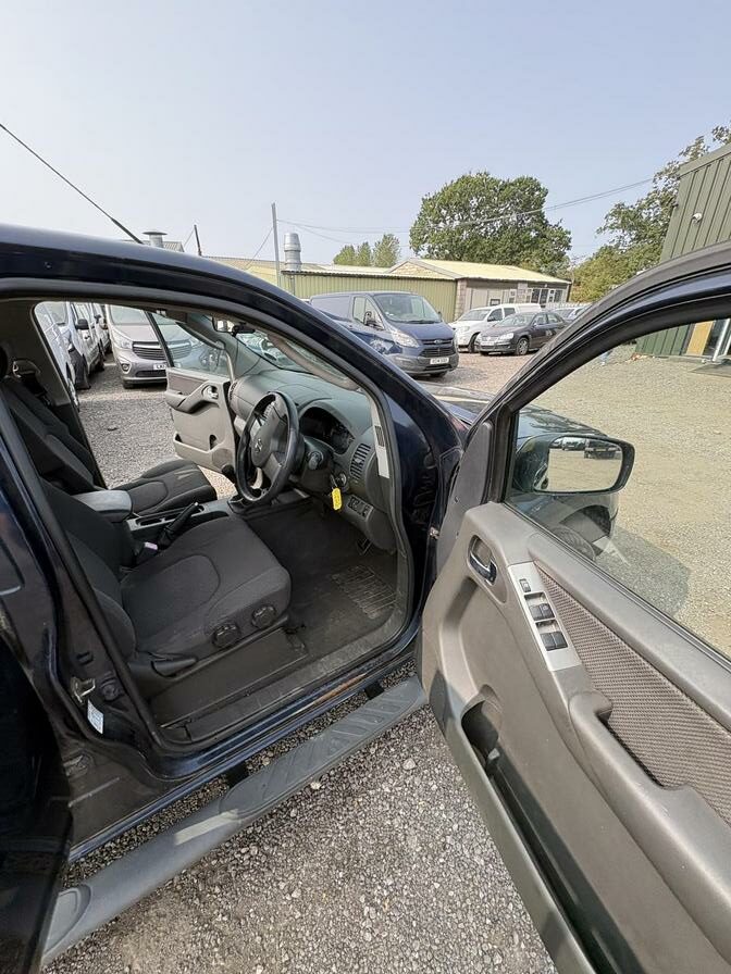 2007 Nissan Navara – Model: Navara Double Cab dCi – FX07SNK