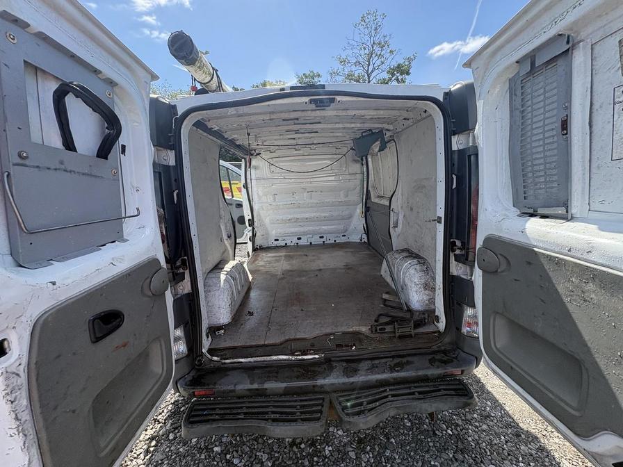 2005 Vauxhall Vivaro – Model: Vivaro 2900 DI SWB – FP55OKL