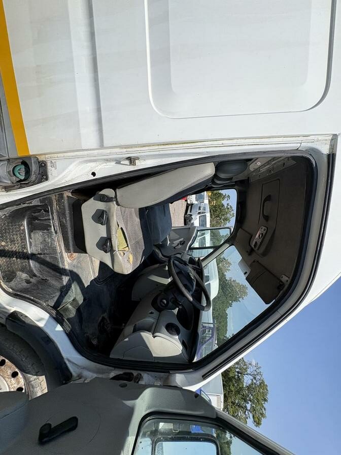 2006 Vauxhall Movano – Model: Movano Dti 3500 LWB – EY06VNS