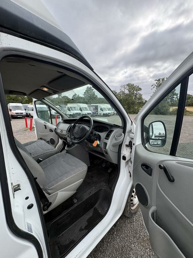 2010 Renault Trafic – Model: Trafic SH29 dCi 115 – AU10CDY