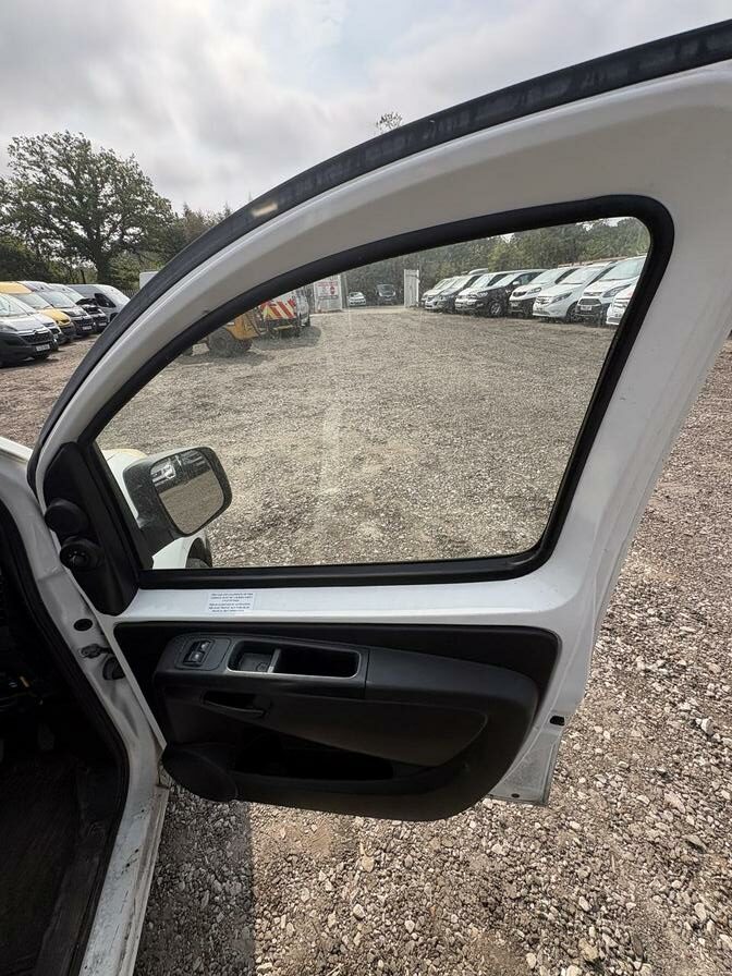 2013 Peugeot Bipper – Model: Bipper SE HDi – KM63YLB