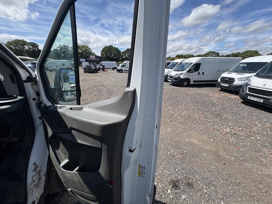 2019 Ford Transit – Model: Transit 350 Leader EcoBlue – WR69OEG