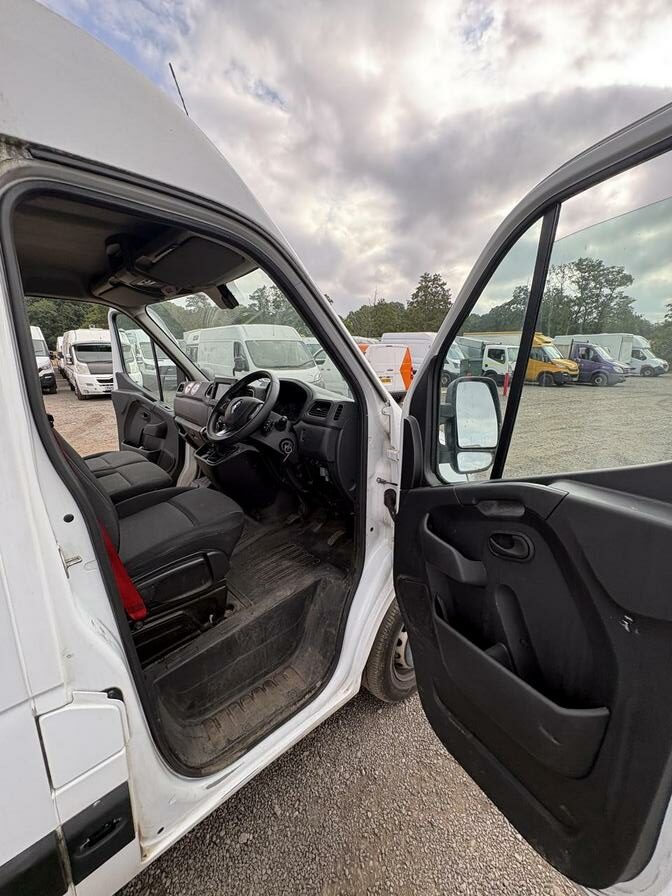 2022 Renault Master – Model: Master 35 LWB – BV22GWA