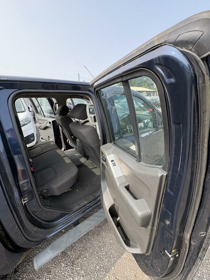 2007 Nissan Navara – Model: Navara Double Cab dCi – FX07SNK