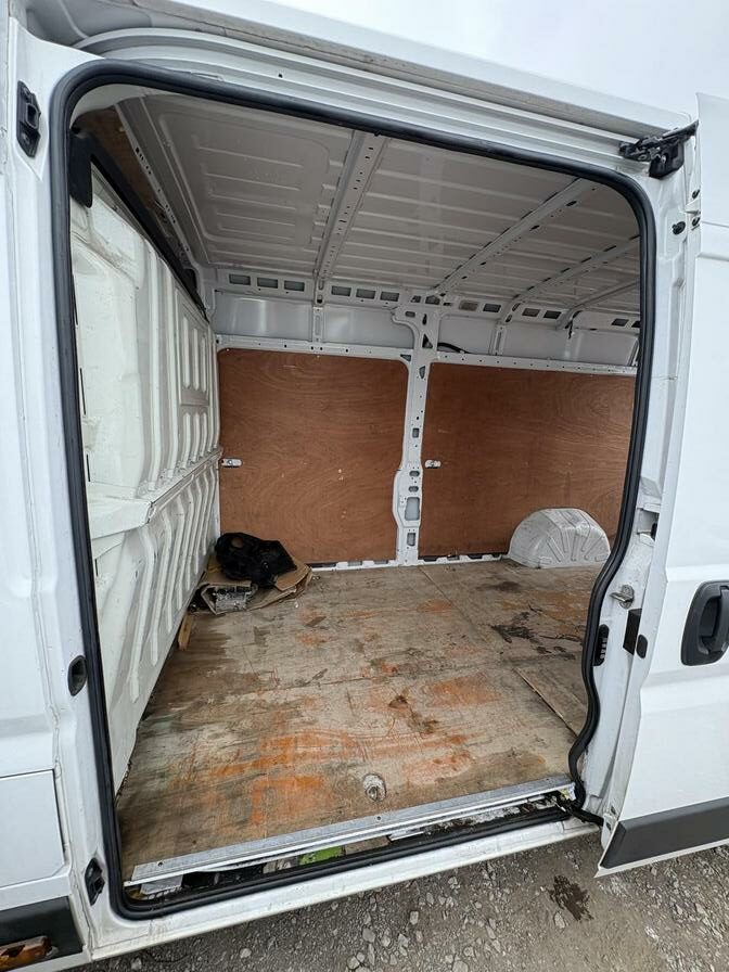 2021 Citroen Relay – Model: Relay 35 Heavy L4H2 Enterprise Blue HDi S/S – LC21VKX