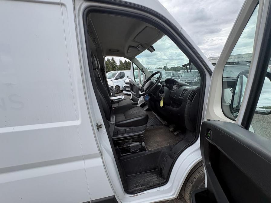 2021 Peugeot Boxer – Model: Boxer 335 Professional L3H2 Blue HDi – NL21LFT