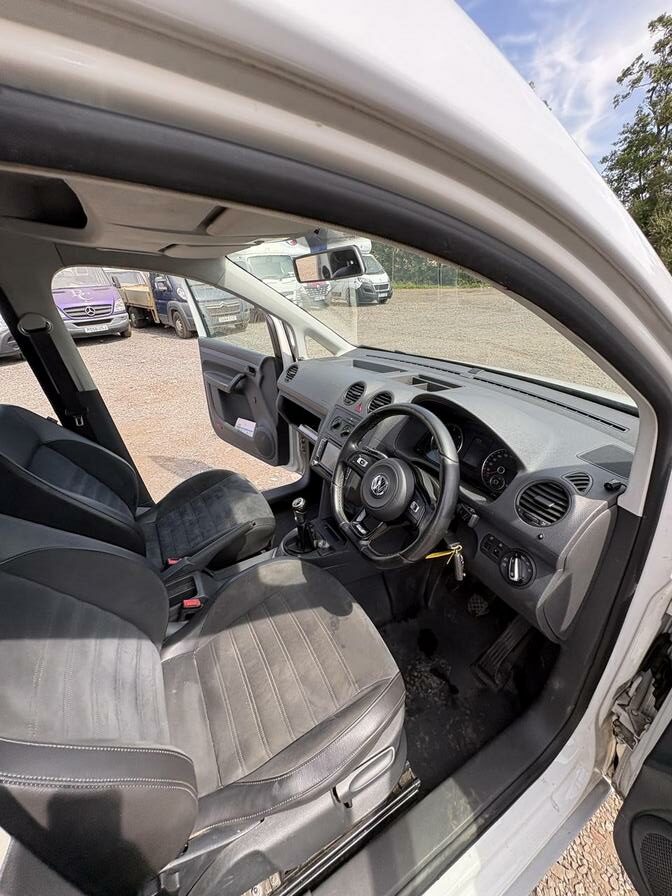 2011 Volkswagen Caddy – Model: Caddy C20 TDI 102 – NU61XXP