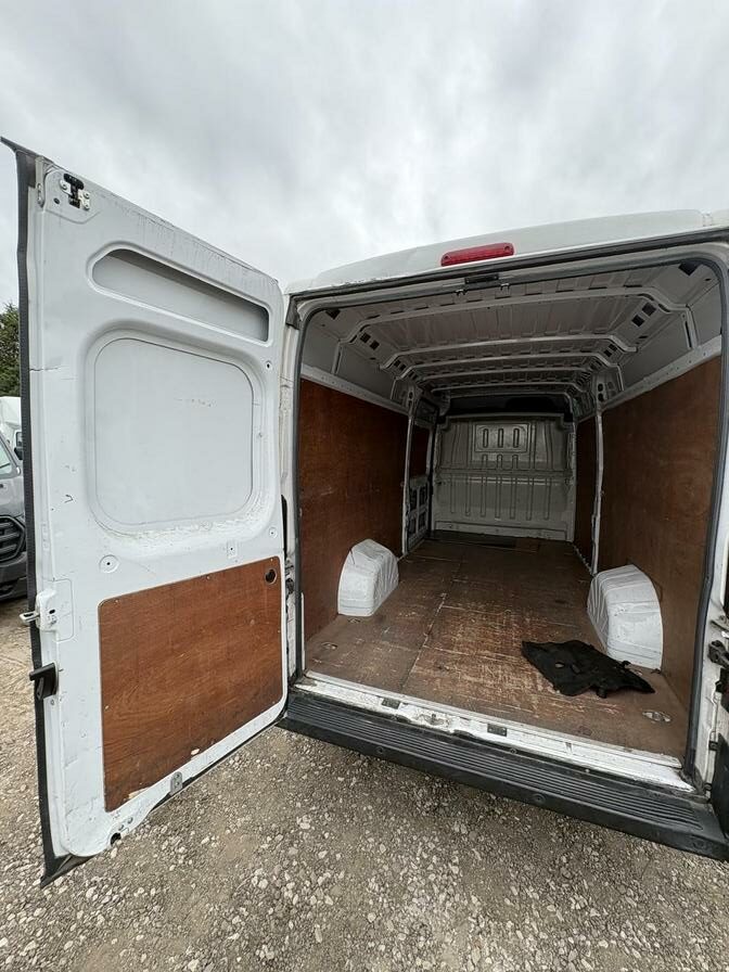 2021 Citroen Relay – Model: Relay 35 Heavy L4H2 Enterprise Blue HDi S/S – LE21RBU