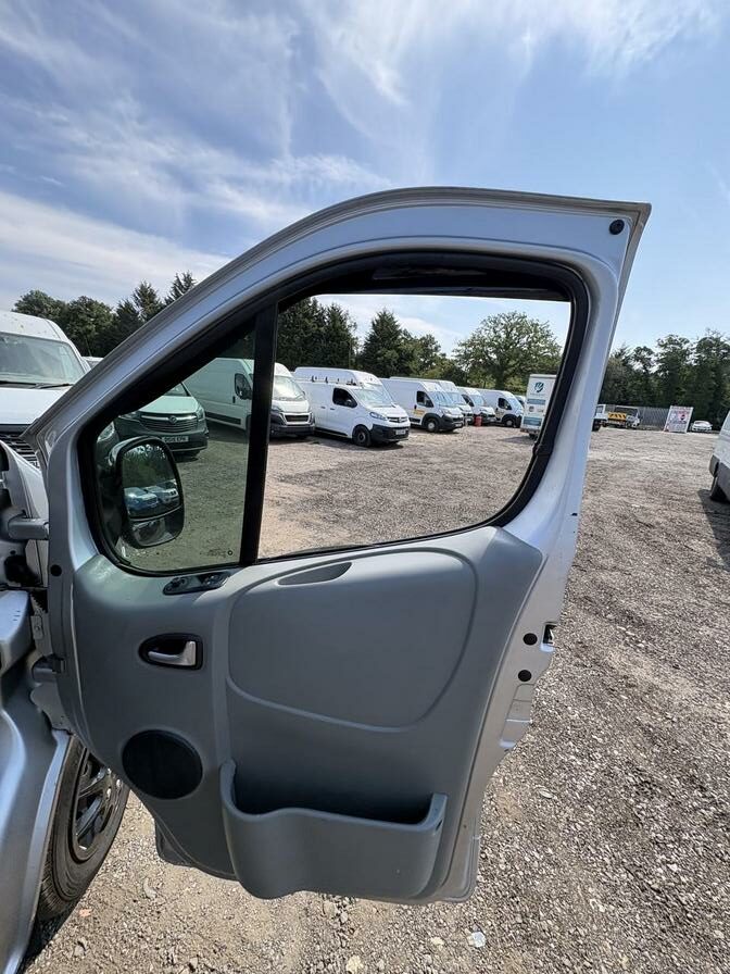 2009 Vauxhall Vivaro – Model: Vivaro Sportive CDTi SWB – MJ09BFZ