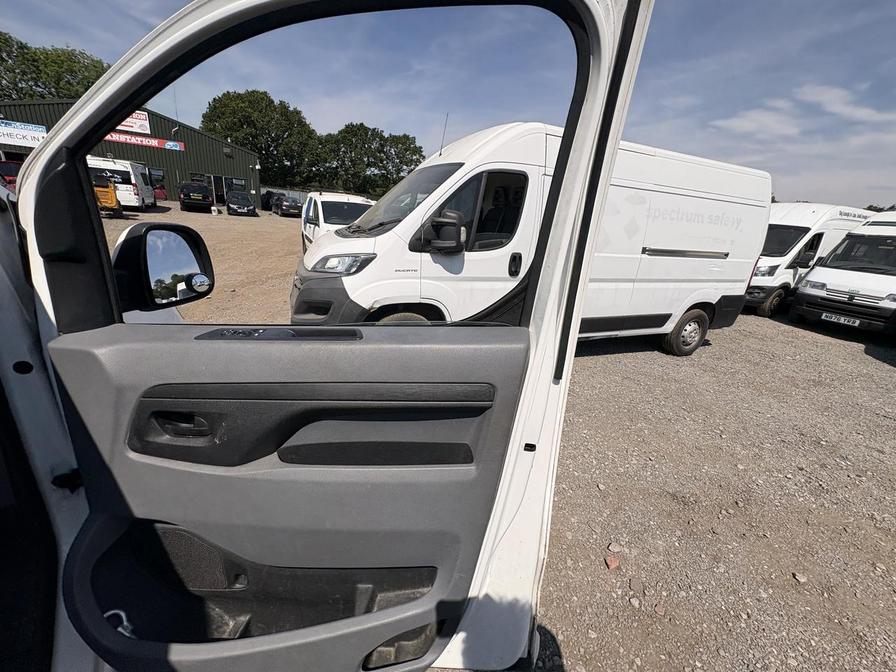 2018 Toyota Proace – Model: Proace Comfort – FN18KVB