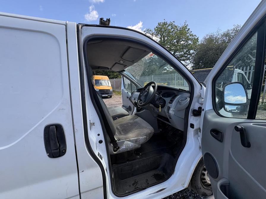 2005 Vauxhall Vivaro – Model: Vivaro 2900 DI SWB – FP55OKL