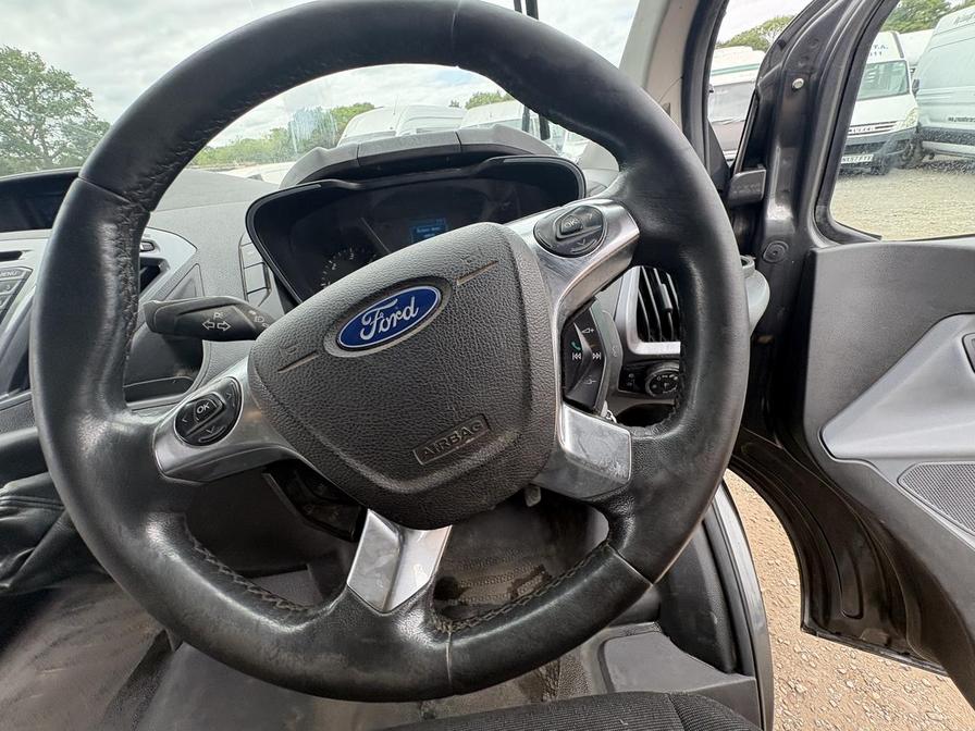 2015 Ford Transit Custom – Model: Transit Custom 290 Ltd E-Tech – OY65EUR