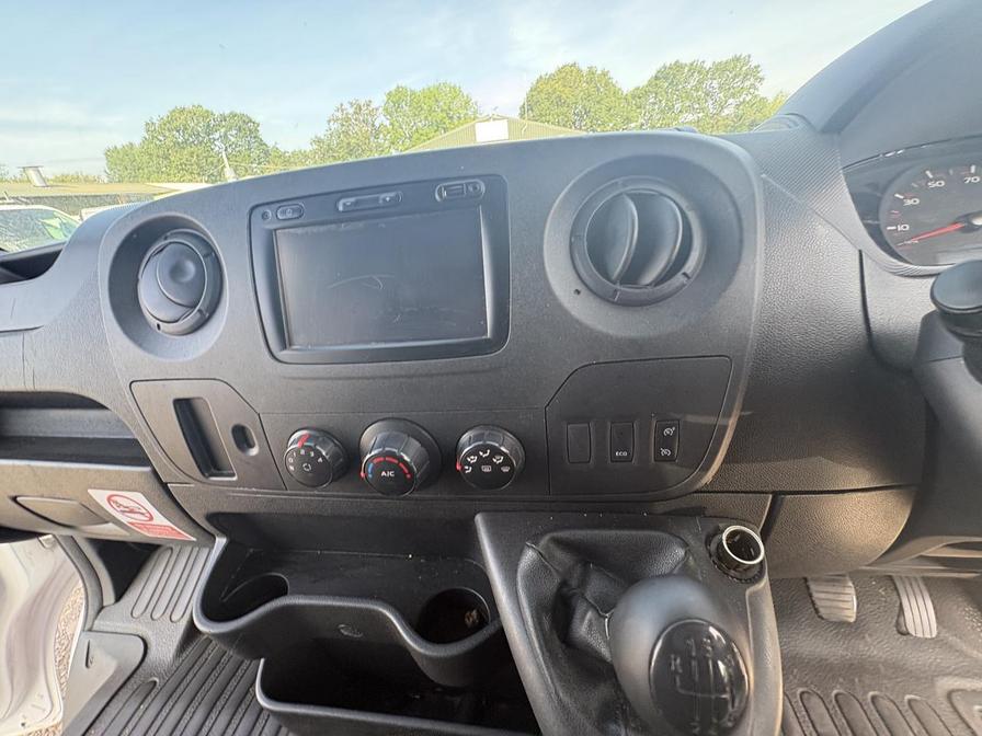 2018 Renault Master – Model: Master 35 LWB – FN68AGX