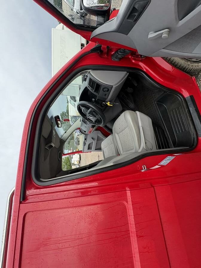 2005 Volkswagen Transporter – Model: Transporter T28 104 TDI – LR05YFB