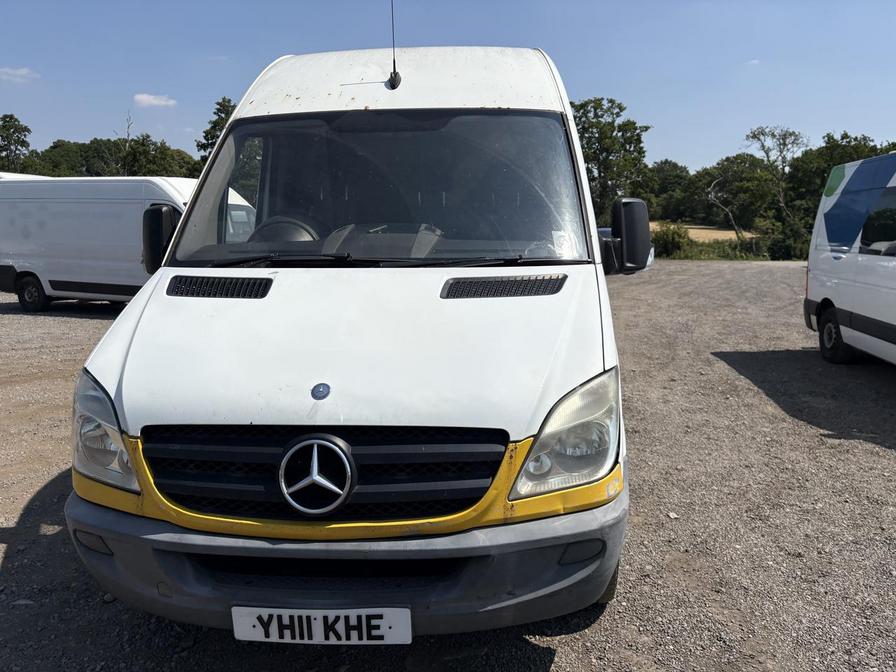 2011 Mercedes-Benz Sprinter – Model: Sprinter 313 CDi – YH11KHE