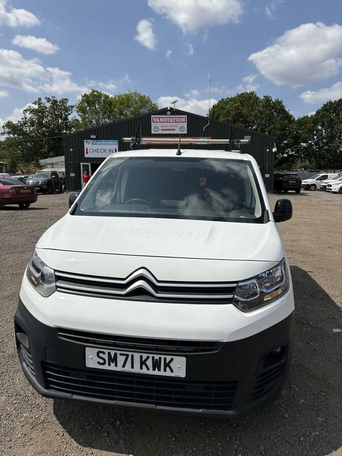 2021 Citroen Berlingo – Model: Berlingo 1000 Enterprise Professional Blue HDi – SM71KWK