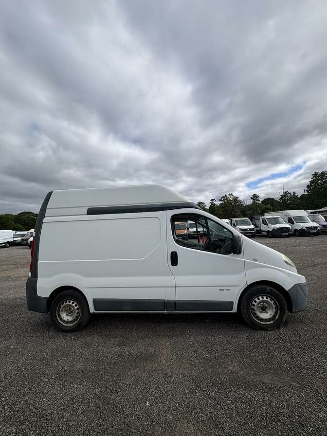 2010 Renault Trafic – Model: Trafic SH29 dCi 115 – AU10CDY