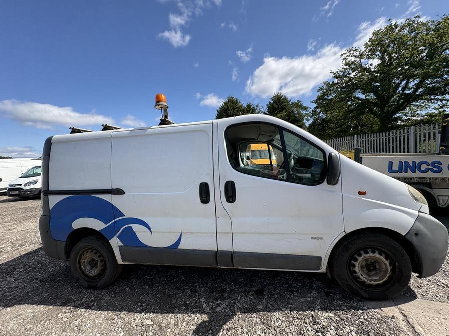 2005 Vauxhall Vivaro – Model: Vivaro 2900 DI SWB – FP55OKL