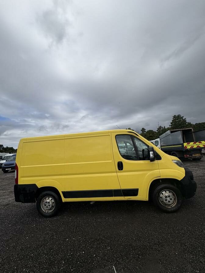 2020 Citroen Relay – Model: Relay 33 L1H1 Enterprise Blue HDi S/S – FY69EKD