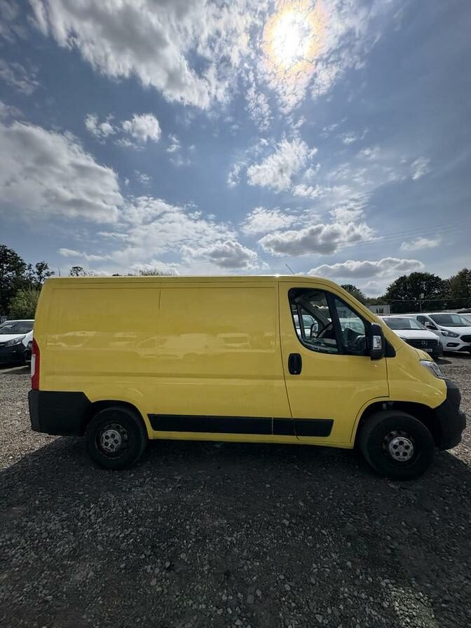 2020 Citroen Relay – Model: Relay 33 L1H1 Enterprise Blue HDi S/S – FY69HVM