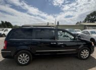 2010 Chrysler Voyager – Model: Grand Voyager Limited CRD Auto – RV60ZWB