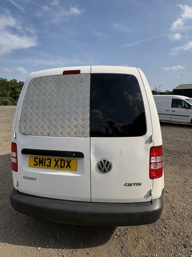 2013 Volkswagen Caddy – Model: Caddy C20 Startline TDI – SM13XDX