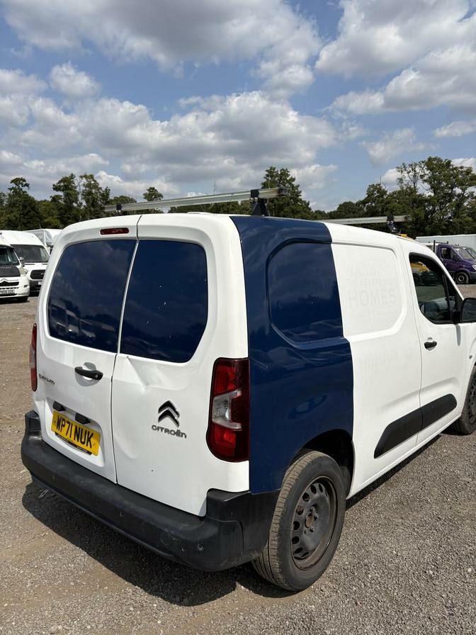 2021 Citroen Berlingo – Model: Berlingo 1000 Enterprise Professional Blue HDi – WP71NUK