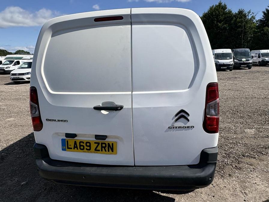 2020 Citroen Berlingo – Model: Berlingo 1000 Enterprise Blue HDi S/S – LA69ZRN
