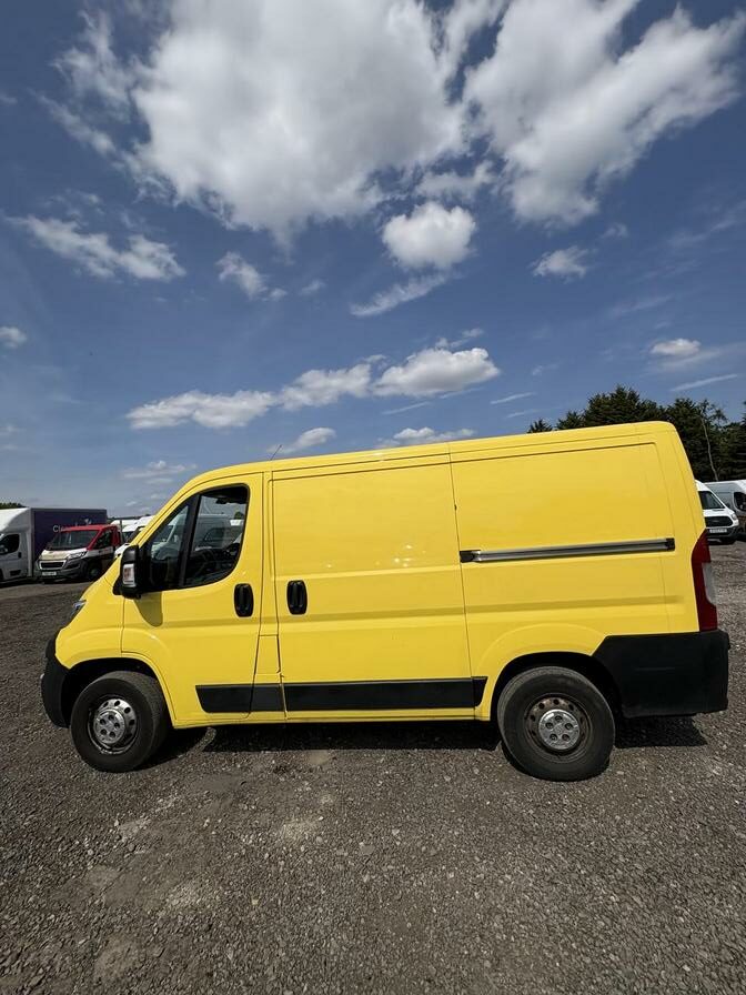 2020 Citroen Relay – Model: Relay 33 L1H1 Enterprise Blue HDi S/S – FY69HVM