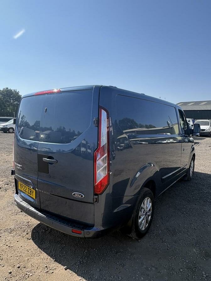 2022 Ford Transit Custom – Model: Transit Custom 280 Limited EcoBlue – YF22ZBY