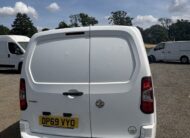 2019 Vauxhall Combo – Model: Combo 2300 Sportive S/S – DP69VYO