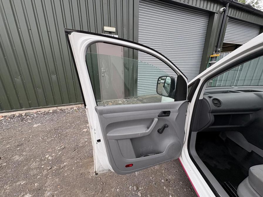 2009 Volkswagen Caddy – Model: Caddy C20 TDI 104 – PK59UTB