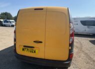 2021 Renault Kangoo – Model: Kangoo ML19 Business Energy dCi – MT71UZA