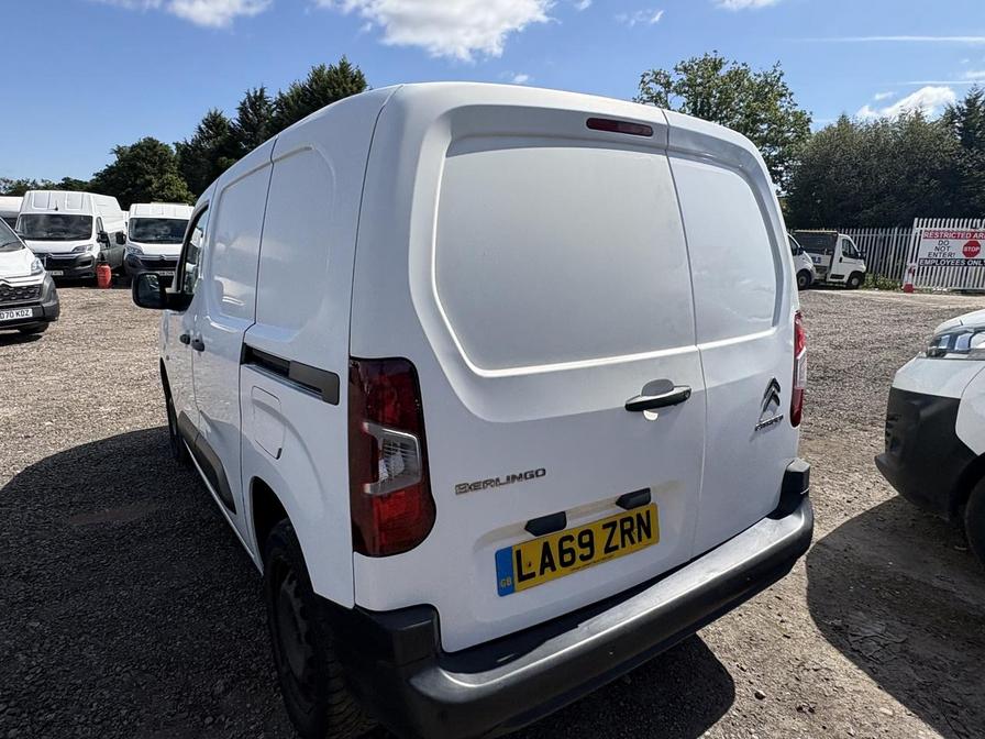 2020 Citroen Berlingo – Model: Berlingo 1000 Enterprise Blue HDi S/S – LA69ZRN