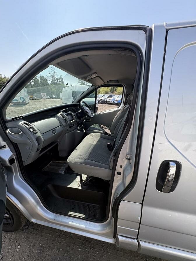 2009 Vauxhall Vivaro – Model: Vivaro Sportive CDTi SWB – MJ09BFZ