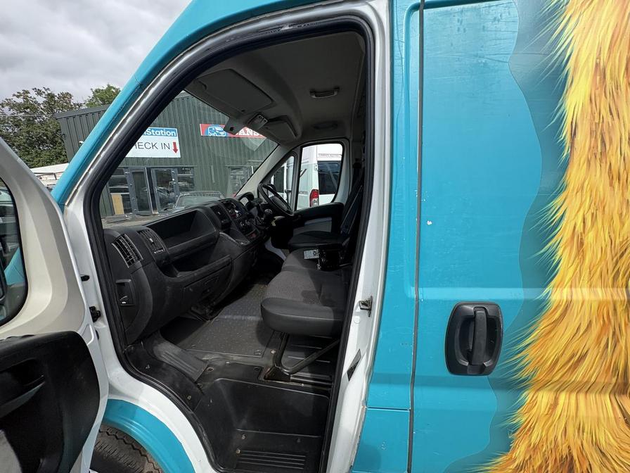 2016 Peugeot Boxer – Model: Boxer 335 Professional L3H2 HDi – HY16UYK