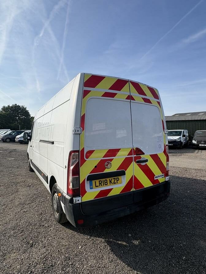 2018 Vauxhall Movano – Model: Movano L3H2 F3500 CDTi – LR18KZP