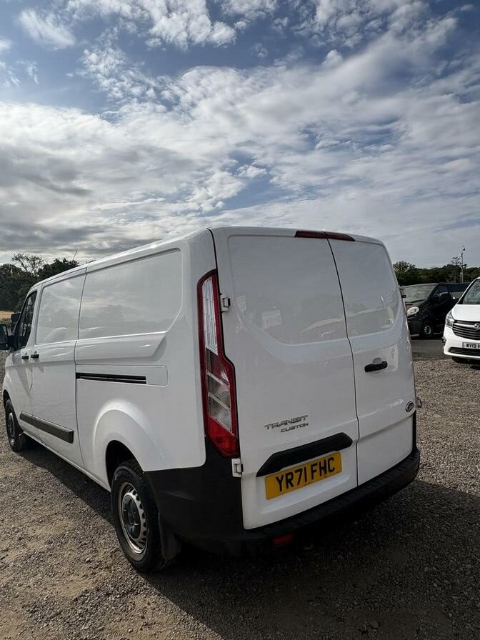 2021 Ford Transit Custom – Model: Transit Custom 300 Leader EcoBlue – YR71FHC