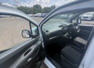 2019 Vauxhall Combo – Model: Combo 2300 Sportive S/S – DP69VYO