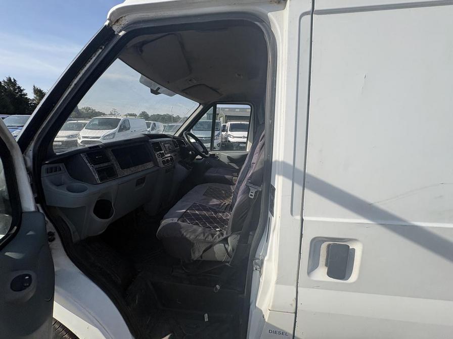 2010 Ford Transit – Model: Transit 85 T260 MWB FWD – BT10HSN