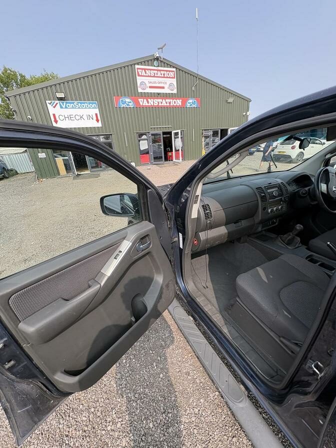 2007 Nissan Navara – Model: Navara Double Cab dCi – FX07SNK