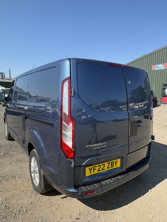 2022 Ford Transit Custom – Model: Transit Custom 280 Limited EcoBlue – YF22ZBY
