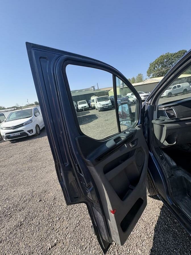 2022 Ford Transit Custom – Model: Transit Custom 280 Limited EcoBlue – YF22ZBY