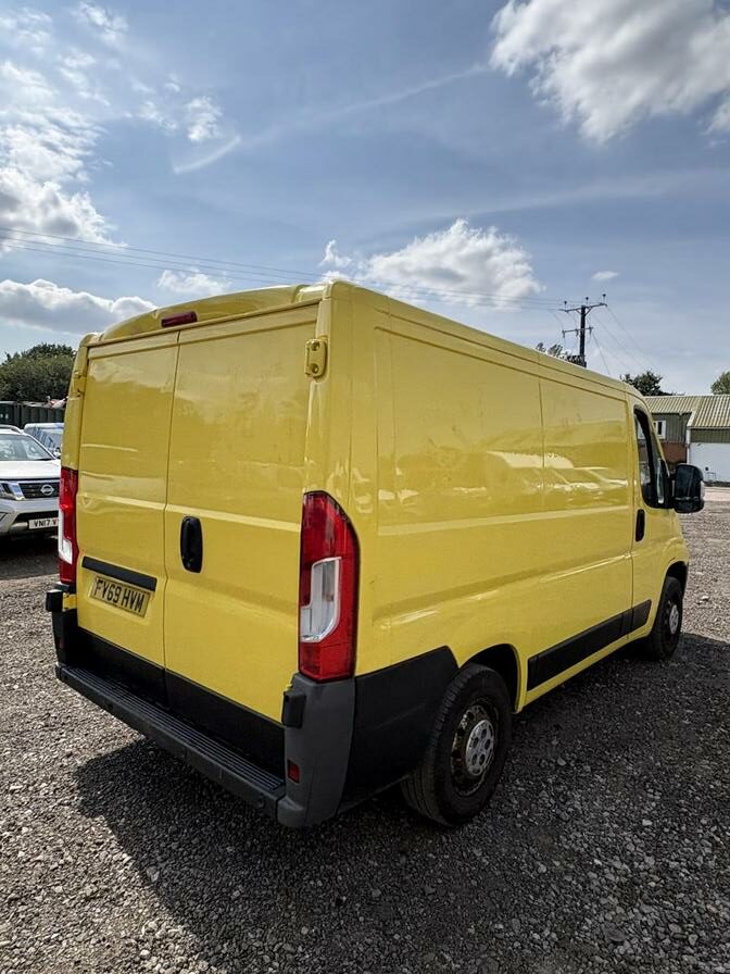2020 Citroen Relay – Model: Relay 33 L1H1 Enterprise Blue HDi S/S – FY69HVM
