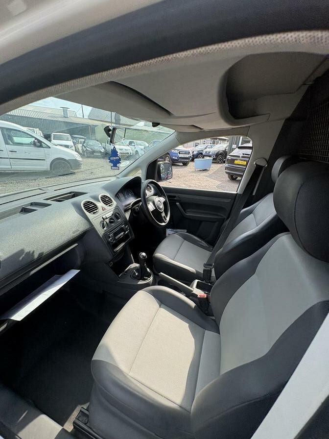 2013 Volkswagen Caddy – Model: Caddy C20 Startline TDI – SM13XDX