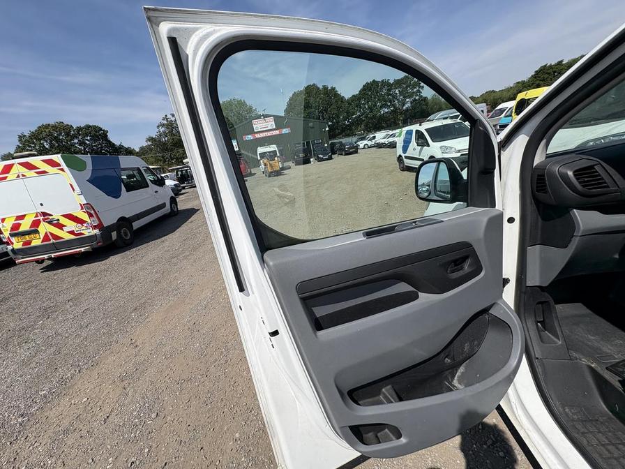 2018 Toyota Proace – Model: Proace Comfort – FN18KVB