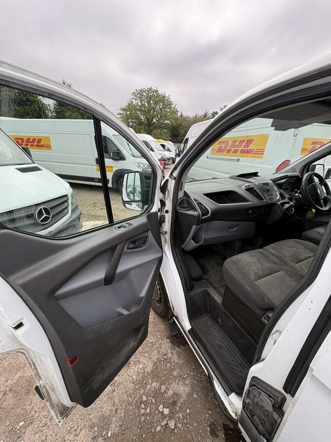 2016 Ford Transit Custom – Model: Transit Custom 290 E-Tech – BD16YWP