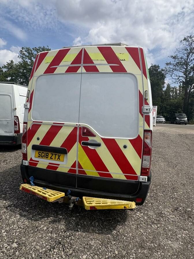 2018 Vauxhall Movano – Model: Movano L3H2 F3500 CDTi – SG18ZTX